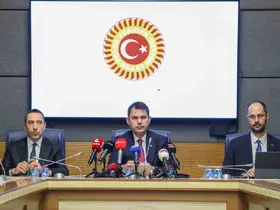 Bakan Kurum: "Deprem konutları ödemeleri 2 yıl ödemesiz, 18 yıl faizsiz ve sabit oluyor"
