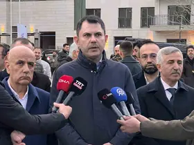 Bakan Kurum: "Hep birlikte devlet millet omuz omuza mücadele ortaya koydu"
