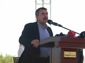 Bakan Tekin: "Milli ve yerli bir müfredat sistemi oluşturduk"
