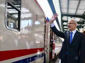 Bakan Uraloğlu: "2025-2026 kış sezonu seferleri 22 Aralık’ta başlayacak, 1 Mart 2026 tarihine kadar devam edecek"
