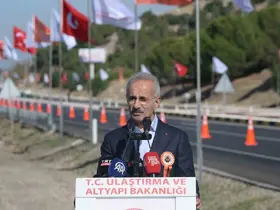 Bakan Uraloğlu: "38 kilometrelik bisiklet yolunun yapım çalışmalarına devam ediyoruz"
