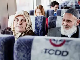Bakan Uraloğlu: "Aile Yılı kapsamında 933 bin 929 kişi ulaştırma hizmetlerinden indirimli faydalandı"
