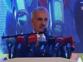 Bakan Uraloğlu: "Şehirlerimizin ulaşım planlarının hazırlanmasına çok önem veriyoruz"
