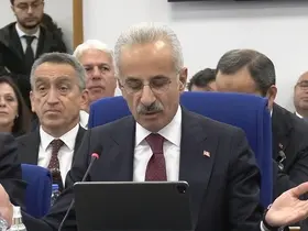 Bakan Uraloğlu: "Sizin ‘kargalar uçmaz’ dediğiniz Sabiha Gökçen’de 40 milyon insan uçtu"
