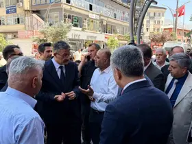 Bakan Yardımcısı Ali Çelik’e Hakkari’de sevgi seli
