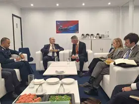 Bakan Yardımcısı Kavaklıoğlu, Birleşik Krallık Savunma Tedarikinden Sorumlu Bakanı Pollard ile bir araya geldi
