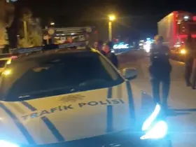 Balıkesir’de tırın altında kalan 16 yaşındaki motosikletli hayatını kaybetti

