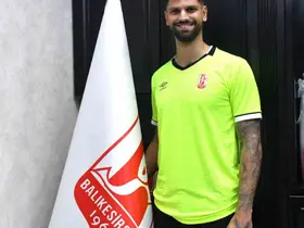 Balıkesirspor, kaleci Arda Akbulut ile sözleşme imzaladı
