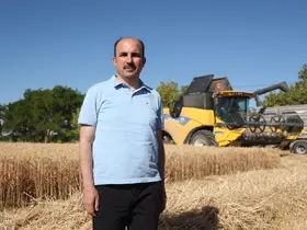 Başkan Altay Altınekin’de hasat yaptı