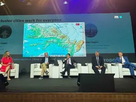 Başkan Aras Dünya Metropoller Birliği Genel Kurulu’nda konuştu
