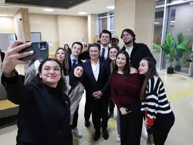 Başkan Aras: "Gençlerden gelen her fikri desteklemeye hazırız"
