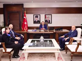 Başkan Arıkan tarihi yapılar için Vali Canbolat ile görüştü

