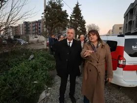 Başkan Balaban, Muradiye’de süren altyapı çalışmalarını inceledi
