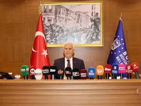 Başkan Bozbey: "Bursa’nın kurtuluşu kutlu olsun"
