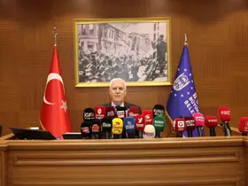 Başkan Bozbey: "Tüm Bursalılara hayırlı Ramazanlar diliyorum"
