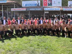 Başkan Bütün; "Belediye bütçesine dokunmadan Beyağaç’ta dillere destek bir festival yaptık"
