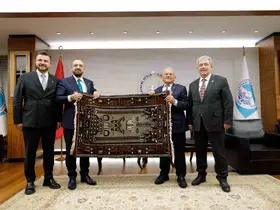 Başkan Büyükkılıç, AK Parti Genel Başkan Yardımcısı Faruk Acar’ı ağırladı
