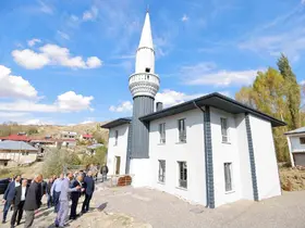 Başkan Büyükkılıç: "Yedioluk camii yeniden ibadete kazandırıldı"
