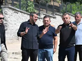 Başkan Çetinkaya sahada çalışmaları inceledi
