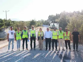 Başkan Doğan, Yeşilyayla-Hacıeyüplü arasındaki asfalt çalışmalarını inceledi
