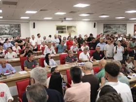 Başkan Erol: "Belediye Meclisi eylem yeri değil; hizmet üretme yeridir"
