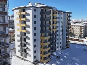 Başkan Geçit, "Yeşil yaşam evleri Yeşilyurt’un geleceğine değer katıyor"
