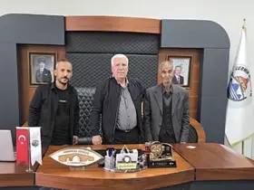 Başkan Karamehmetoğlu’ndan halka sosyal destek
