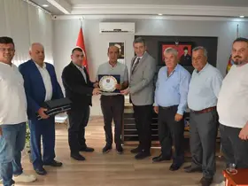 Başkan Künkcü’den, Didim’de yılın ahisine plaket
