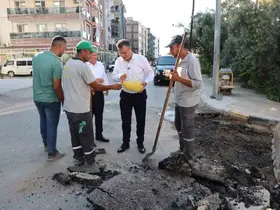 Başkan Öküzcüoğlu’ndan babasının tarifiyle işçilere serin mola
