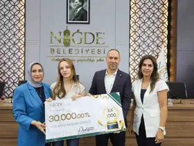 Başkan Özdemir’den YKS şampiyonlarına anlamlı destek
