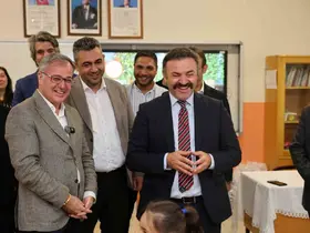 Başkan Özdoğan ile Hacılar’da ilk ders zili çaldı
