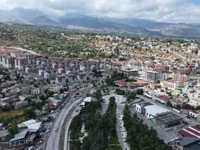 Başkan Özdoğan: "Kış gelmeden vatandaşlarımız evlerine yerleşecek"
