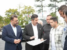 Başkan Özel: "Yenişehir’in dört bir yanında sahadayız"
