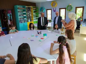 Başkan Pekyatırmacı ve Kaymakam Candan okul dışı öğrenme ortamlarını gezdi