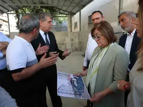 Başkan Şahin, Karşıyaka Emekliler Lokali proje alanını inceledi
