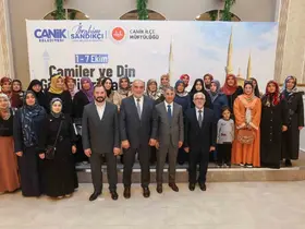 Başkan Sandıkçı: "Camiler, birlik ve beraberliğimizin sembolü"
