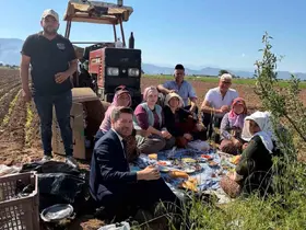 Başkan Tatık’tan tütün emekçilerine sabah ziyareti
