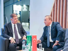 Başkan Tugay’dan İtalya’da Marble İzmir temasları
