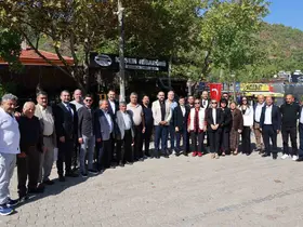 Başkan Ünlü muhtarlarla bir araya geldi
