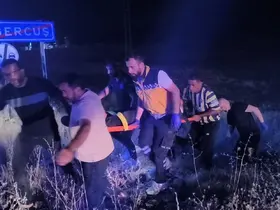 Batman’da pikap tarlaya uçtu: 2 yaralı

