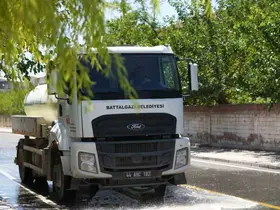 Battalgazi’de temizlik ve pazar denetimleri sürüyor
