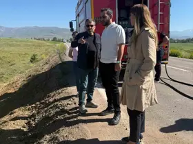 Bayburt’ta yakıt yüklü tankerin devrildiği bölgede çevresel inceleme yapıldı
