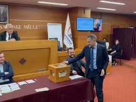 Bayrampaşa Belediye Meclisi’nde belediye başkan vekili seçimi başladı
