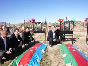 BBP Genel Başkanı Destici, Ağdam’da şehitliği ziyaret etti
