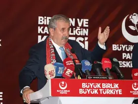 BBP Genel Başkanı Destici: "Böyle giderse, nüfusumuz 50 milyonun altına düşer"
