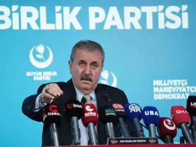 BBP Genel Başkanı Destici: "Savaş mı var bu ülkede de CHP barış konferansı düzenledi?"
