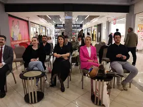 BEUN Bilim Kafe’de Ahmet Yenilmez’den "Sanat, Toplum ve Sahne" söyleşisi
