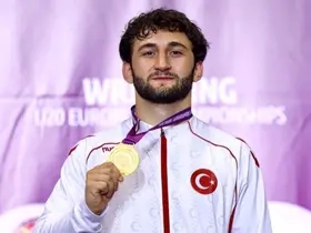 Bilecikli güreşçi dünya ikincisi oldu
