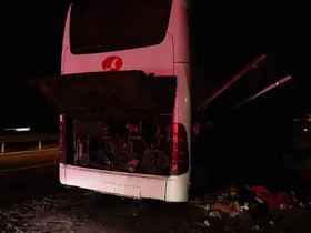 Bilecik’te seyir halindeki yolcu otobüsü alevlere teslim oldu: 1 yaralı
