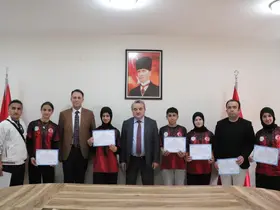 Bilecik’te sporculara başarı belgesi verildi
